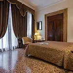 Hotel Dell'opera 3*