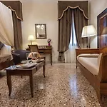 Hotel Dell'opera Venetië