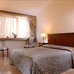 Dell'opera Hotel 3*