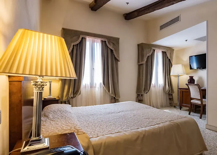 Dell'opera Hotel Wenecja