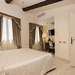 ديل أوبرا البندقية