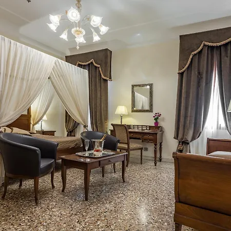 Dell'opera 3* Venecia