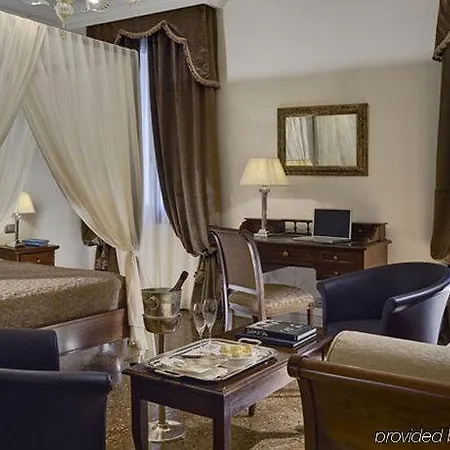 호텔 델'오페라